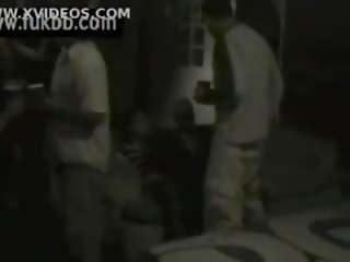 Хардкор коледж вечірка