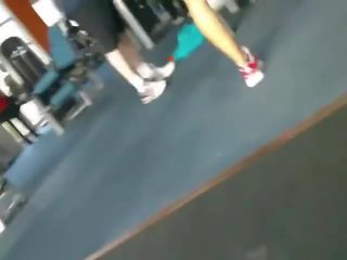 Зіпсована perv chap в в гімнастичний зал