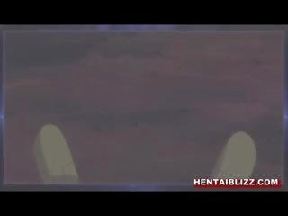 묶여 헨타이 눈을 가리고 딜도 잉 그녀의 wetpussy