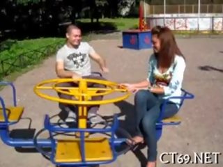 Съблазняване followed от мръсен филм