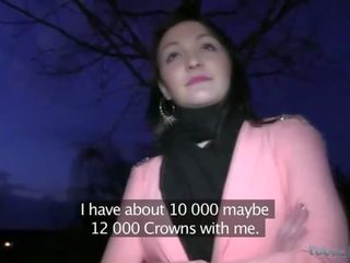 Beguiling chavala beldad consigue perrito estilo follada