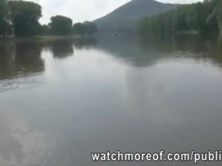 Pleasant kozičky kuřátko quickie pohlaví na a loď