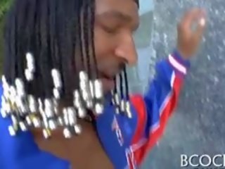 Черни стъд съблазнява сексуален бял красота към имам малко шега