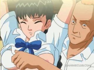 Svázaný nahoru anime špinavý video otrok dostane ňadra a