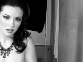 Elizabeth Marxs Presents Her first-rate Real Knockers At Playboy Photo Shoot