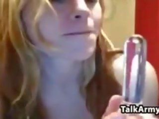 Sandviç büyükbaba i̇sveç masturbates