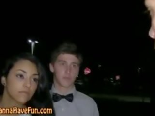 实 青少年 在 limo 前戏