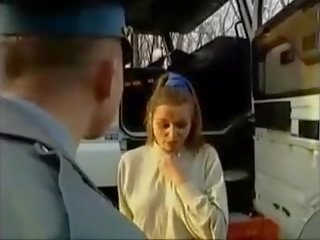 Хтивий підліток трахає в поліція по snahbrandy