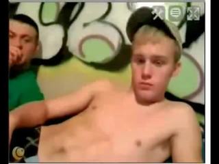 Two 18yo te-ns on webcam