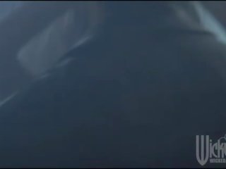 Feature seduces man to fuck