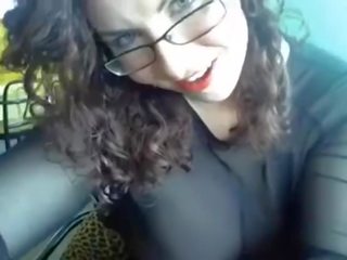 Alluring amatir brunette from sexdatemilf.com on cam