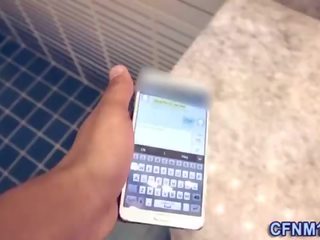 Реален облечен тийн чукане