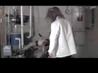 Dr evils 房子 的 懲罰 和 樂趣