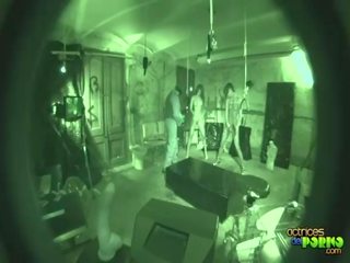 Susy Gala y Julia Roca en la mazmorra de Conrad Son - Anal dirty film