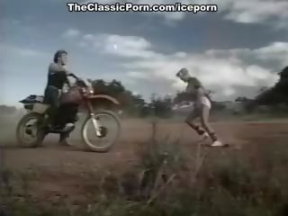 Ginger lynn allen, lois ayres, bala bleu in wintaž xxx