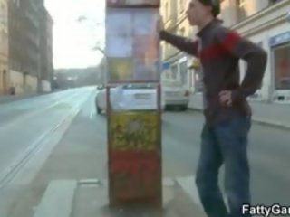 Charming plumper seduces him from the jalan