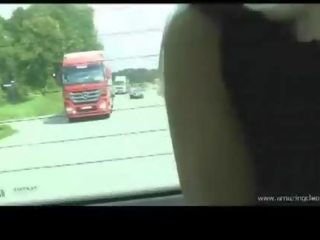 멋진 폴란드의 금발의 빨기 샤프트 o