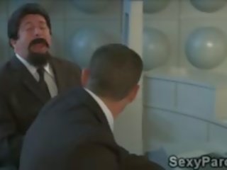 代理人 d 英镑 漂亮 3 boobed 外侨 在 一 玉米 场