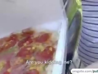 Publik kurang ajar with pizza delivery ms