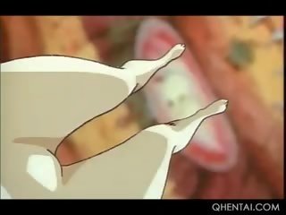 Hentai pouco escrava fica calvo quim esmagado com um bastão