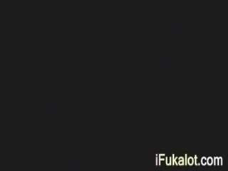 Ivanas 早晨 入木三分 在 浴 室