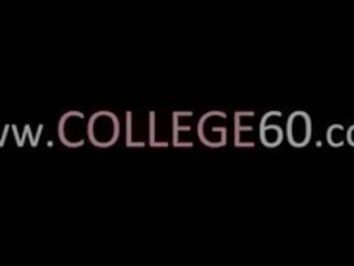 귀여운 ms 놀리는 에 핑크 속옷 에 colleg