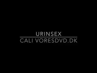 Dansk ulylar uçin video med dansk betje eje