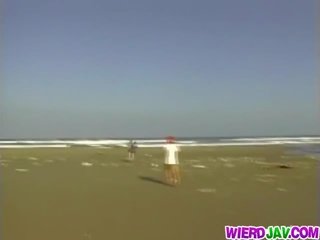 性交 x 额定 电影 上 该 海滩