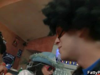 큰 sweeties 조각 용 젊은이 에 그만큼 바