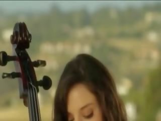 В найсексуальніший cellist модель в в світ