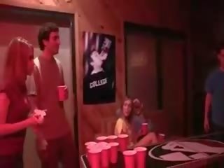 學院 groupsex 交配 在 該 黨