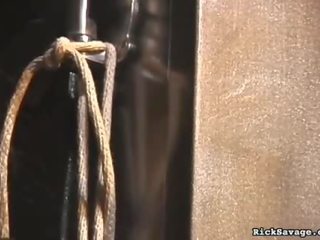 她的 groovy 體 吃驚
