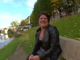 Big stunner fucked and fisted