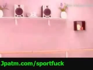 Tiny dancers clip 1