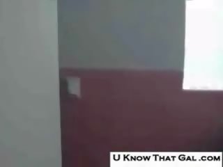 Skutečný gf sprchy immediately po the pláž