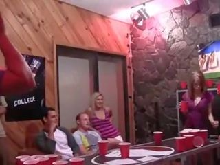 Kolese groupsex penetrate at the katelu