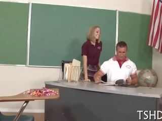 Miễn phí hợp pháp tuổi phụ nữ giới tính kẹp trung tâm