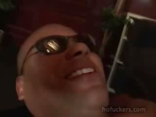 Itim halimaw nadambong pagtatalik film