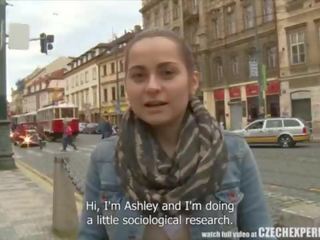 Slutty rumaja ms ngisep strangers pénis on jalan