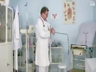 Iveta ginekomastii cipka i analny wziernik checkup w klinika