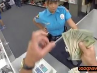 花花公子 性交 这 大 屁股 警察 军官