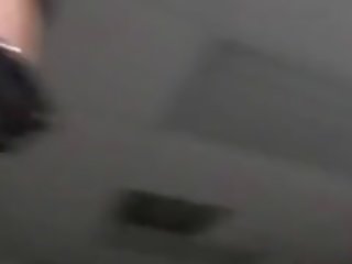 젊은 베이비 시터 빌어 먹을 에 포커 밤