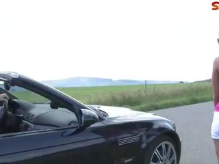 못된 streetwalker 도착 바보 교련