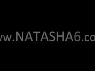 Natashas перший молодий жінка від italia