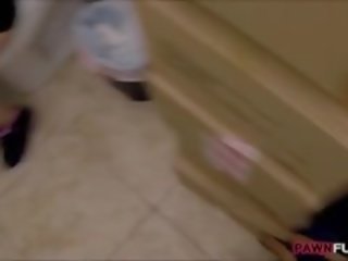 Sweetheart Got Fucked For The Chain She Pawned