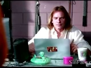 E adhurueshme sekretare loses veten fantasizing me të saj hunky shefi