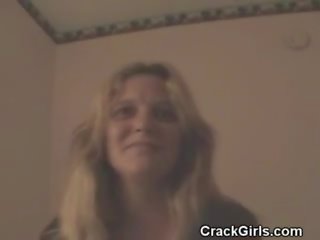 Blondinka crack streetwalker ravishes putz with her mouth point of
