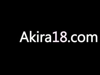 Amatir school damsel undress on the lantai
