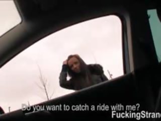 Hitchhiker 비탄 지나 디바인 처음으로 공공의 트리플 엑스 비디오 와 에이 낯선 사람