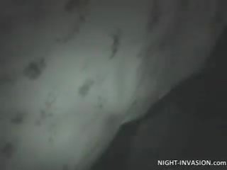 青少年 拍着 在 睡觉